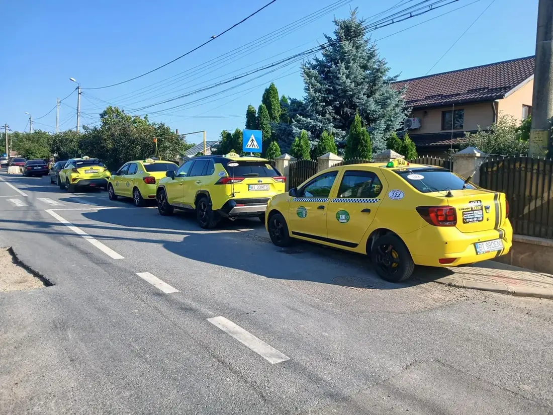 Taxi Dacia Logan Botoșani